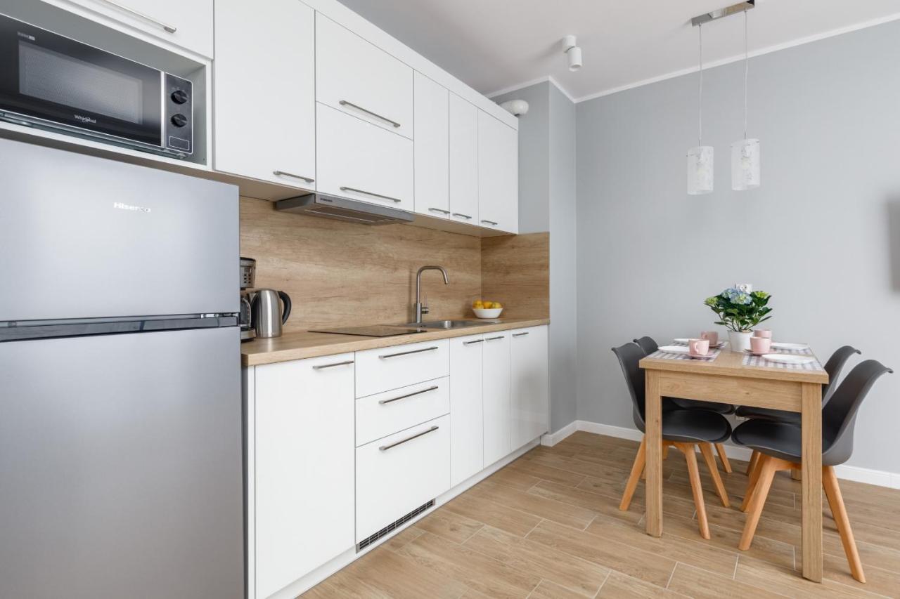 Apartment Rybacka With Parking&Balcony By Noclegi Renters Мендзиводзе Екстериор снимка
