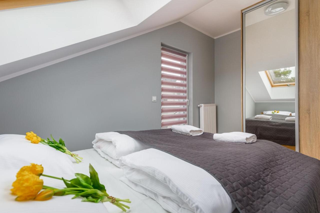 Apartment Rybacka With Parking&Balcony By Noclegi Renters Мендзиводзе Екстериор снимка