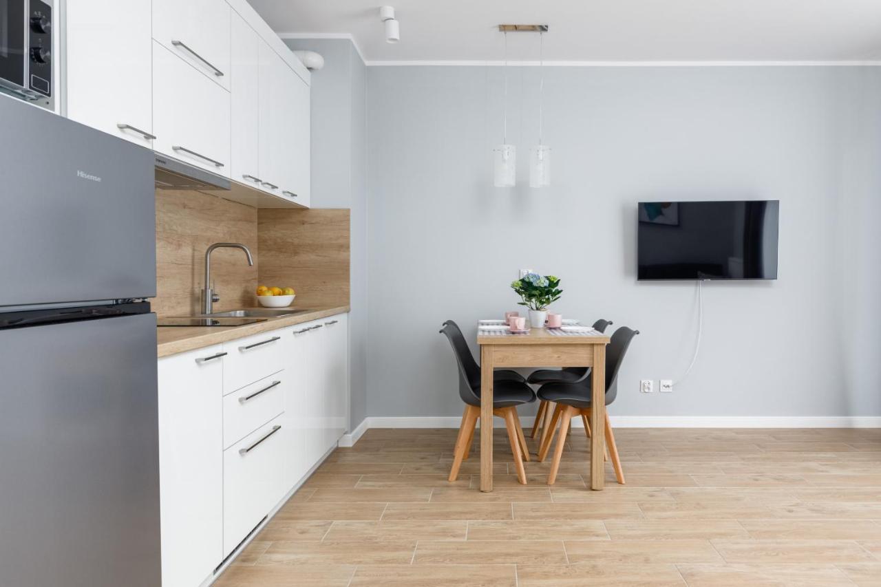 Apartment Rybacka With Parking&Balcony By Noclegi Renters Мендзиводзе Екстериор снимка