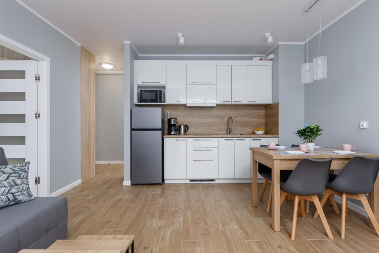 Apartment Rybacka With Parking&Balcony By Noclegi Renters Мендзиводзе Екстериор снимка
