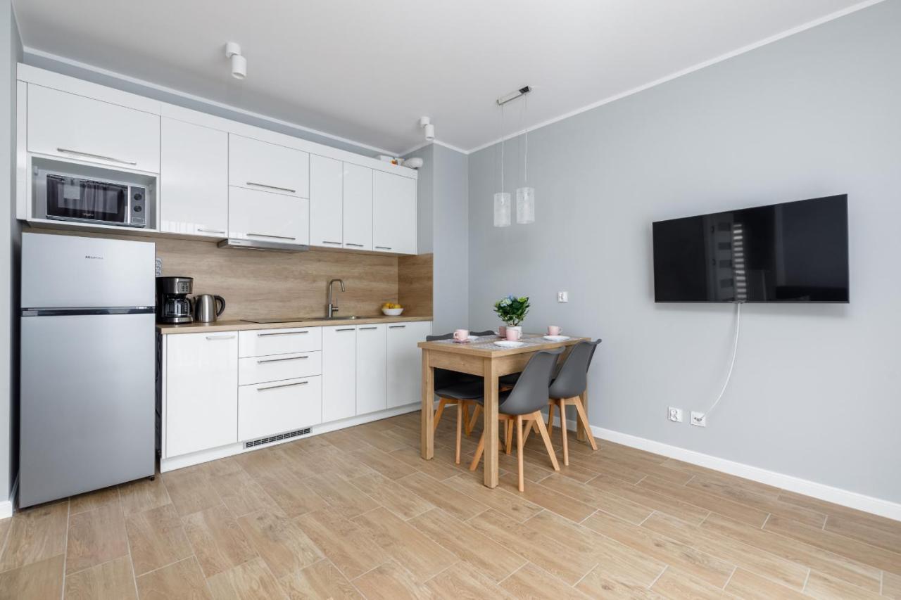Apartment Rybacka With Parking&Balcony By Noclegi Renters Мендзиводзе Екстериор снимка