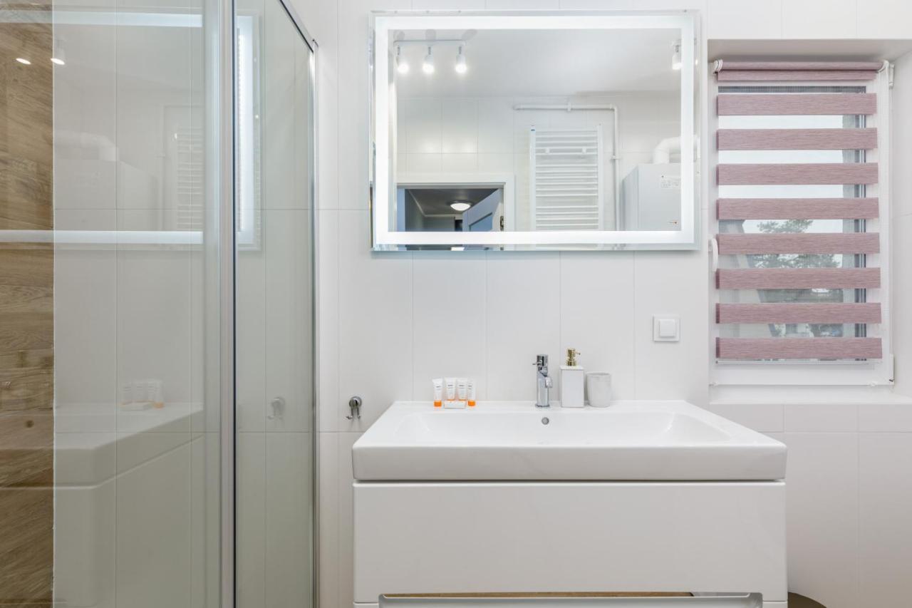 Apartment Rybacka With Parking&Balcony By Noclegi Renters Мендзиводзе Екстериор снимка
